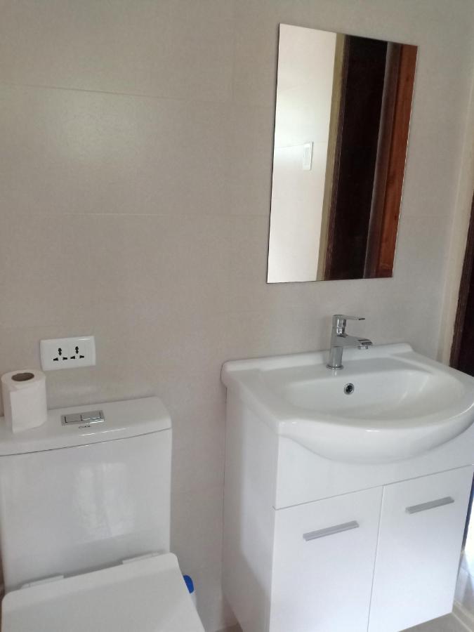 El Castillo Bed And Breakfast Angono Exterior photo